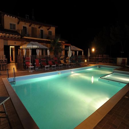 蒙蒂亚诺Agriturismo Fontelisa别墅 外观 照片