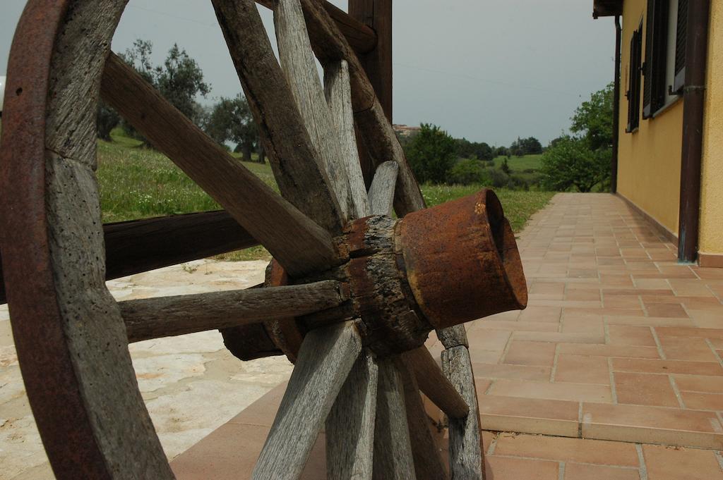 蒙蒂亚诺Agriturismo Fontelisa别墅 外观 照片